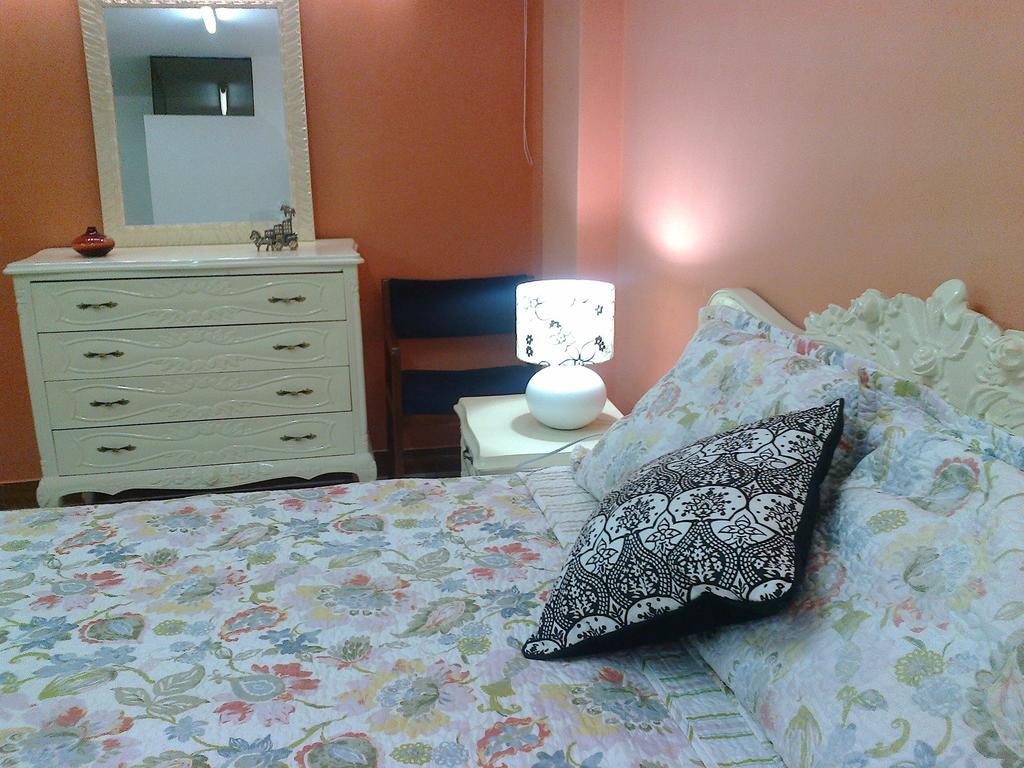 Strenua Santa Maria Suites Trujillo Exterior photo